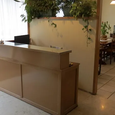 Edward's Hotel Menton